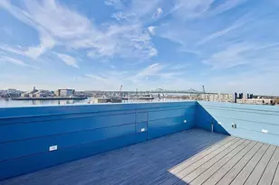 301 Border St, Boston, MA 02128 - Photo 15