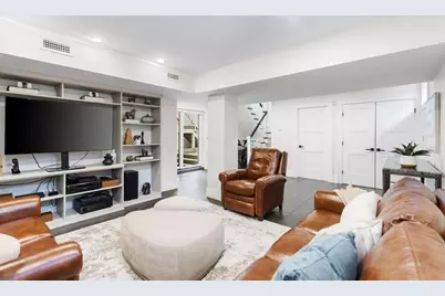 160 Norfolk St #1, Cambridge, MA 02139 - Photo 31