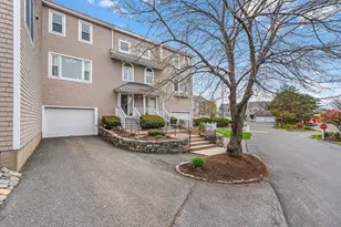 7 Whaler Ln, Quincy, MA 02171 - Photo 1
