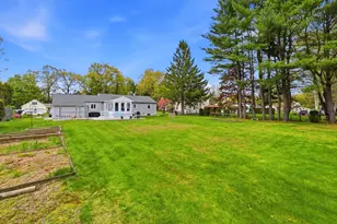 74 Shannon Ln, Westfield, MA 01085 - Photo 3