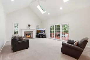 22 Barrett St, Needham, MA 02492 - Photo 11
