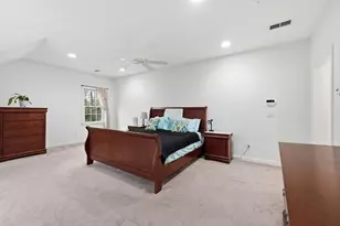 22 Barrett St, Needham, MA 02492 - Photo 15
