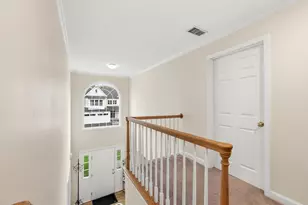 22 Barrett St, Needham, MA 02492 - Photo 13