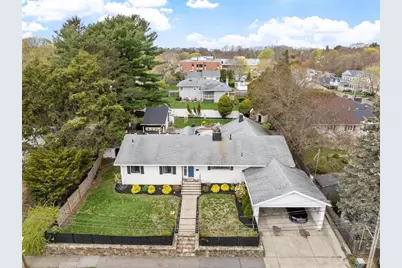 82 Cornell Rd, Marblehead, MA 01945 - Photo 1