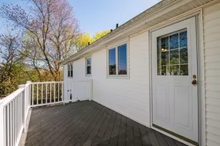 6 Barnes Ave, Salem, MA 01970 - Photo 11