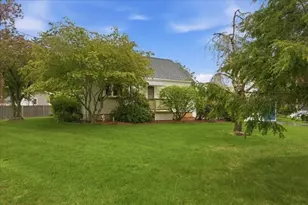 26 Donald Tennant Cir, North Attleboro, MA 02760 - Photo 3