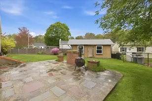 26 Donald Tennant Cir, North Attleboro, MA 02760 - Photo 7