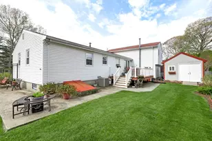 706 Lawton St, Fall River, MA 02721 - Photo 37