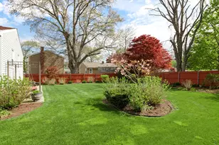 706 Lawton St, Fall River, MA 02721 - Photo 3
