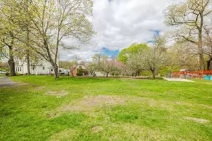 18 Central Ave, Seekonk, MA 02771 - Photo 11