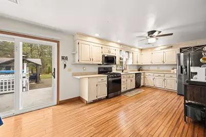 30 Sandy Beach Rd, Plymouth, MA 02360 - Photo 11