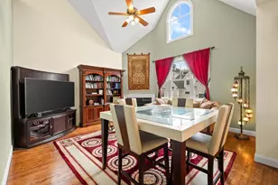 127 Johnson Woods Dr, Reading, MA 01867 - Photo 5