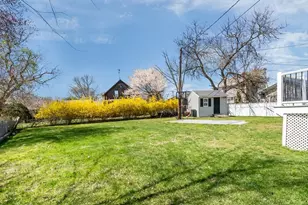 2453 Acushnet Ave, New Bedford, MA 02745 - Photo 25