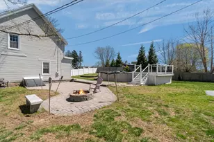 2453 Acushnet Ave, New Bedford, MA 02745 - Photo 23