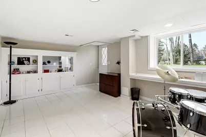 44 Canterbury Ln, Longmeadow, MA 01106 - Photo 37