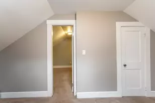 31 Bradford St, New Bedford, MA 02745 - Photo 21