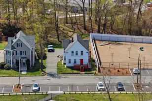 10 Oak Ave, Taunton, MA 02780 - Photo 9