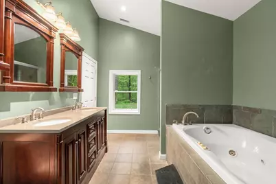 133 Centre St #133, Dover, MA 02030 - Photo 19