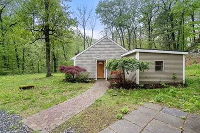 133 Centre St #133, Dover, MA 02030 - Photo 3