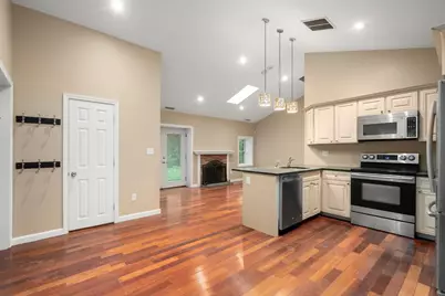133 Centre St #133, Dover, MA 02030 - Photo 9