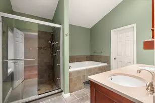 133 Centre St, Dover, MA 02030 - Photo 21