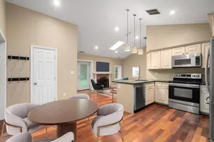 133 Centre St, Dover, MA 02030 - Photo 11