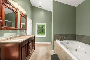 133 Centre St, Dover, MA 02030 - Photo 23