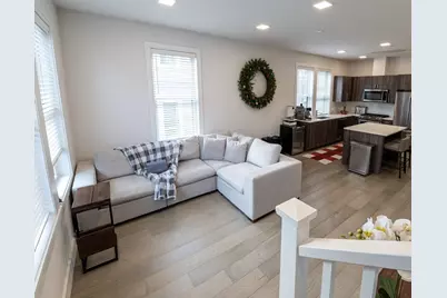 24 Rush St #I, Somerville, MA 02145 - Photo 3