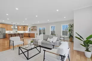 126 Green St, Stoneham, MA 02180 - Photo 9