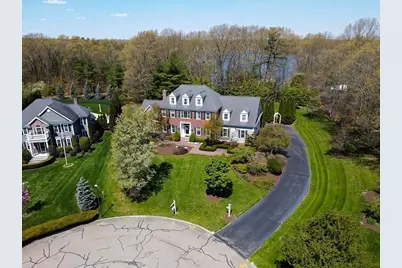 175 Pokanoket Path, Wrentham, MA 02093 - Photo 37