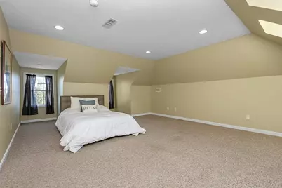 175 Pokanoket Path, Wrentham, MA 02093 - Photo 27