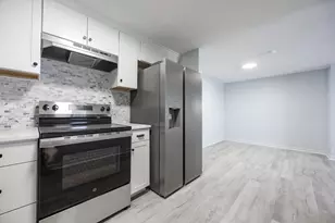 26 Williamsburg Ct, Shrewsbury, MA 01545 - Photo 5