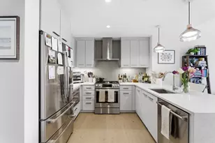 40 Traveler St, Boston, MA 02118 - Photo 5