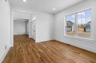 73 Pratt Ave, Bridgewater, MA 02324 - Photo 11