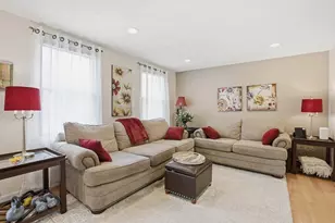 18 Trifiro Rd, Billerica, MA 01821 - Photo 9