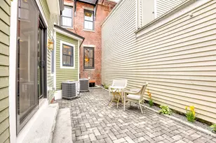 16 Chestnut St, Boston, MA 02129 - Photo 11