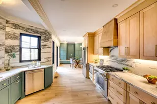 16 Chestnut St, Boston, MA 02129 - Photo 1