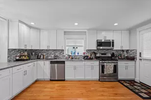 64 Waltham St, Watertown, MA 02472 - Photo 5