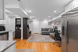64 Waltham St, Watertown, MA 02472 - Photo 23