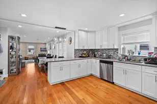 64 Waltham St, Watertown, MA 02472 - Photo 3