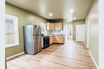 579 Bay St #1R, Taunton, MA 02780 - Photo 5