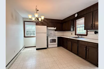 40-42 Henry Street, Agawam, MA 01030 - Photo 5