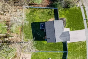 987 Dighton Woods Cir, Dighton, MA 02715 - Photo 5