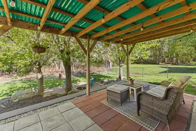 9 Williams St, Dudley, MA 01571 - Photo 23