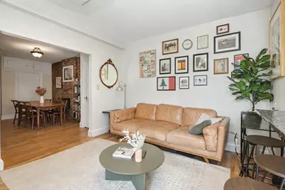 130 Myrtle St, Boston, MA 02114 - Photo 5