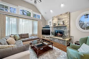 24 Whitehall Cir, Beverly, MA 01915 - Photo 13