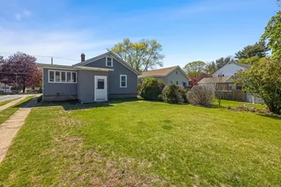 11 Marion St, Uxbridge, MA 01569 - Photo 23