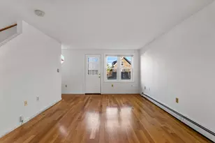 22 Mt Vernon, Boston, MA 02125 - Photo 5