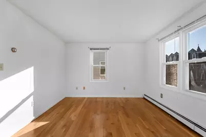 22 Mt Vernon #B, Boston, MA 02125 - Photo 9