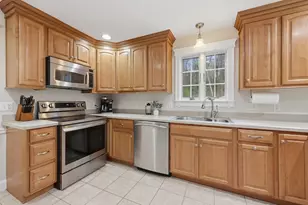 324 W Sutton Rd, Sutton, MA 01590 - Photo 11